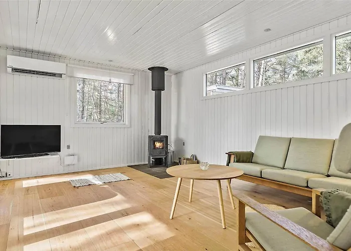 2670-nexo-fasanvej-12 * Neksø